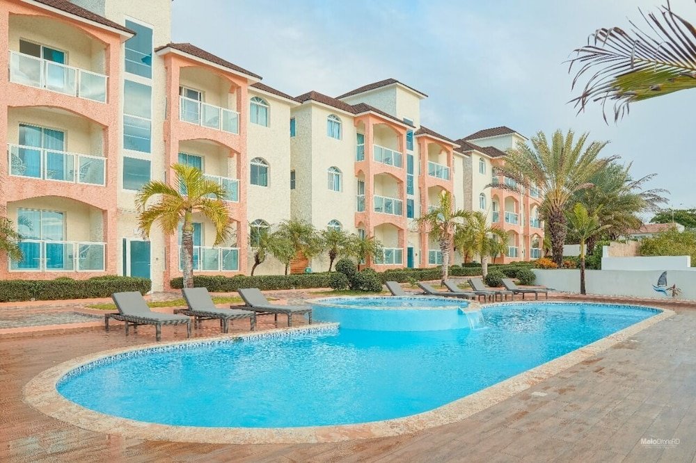 ria aparta hotel