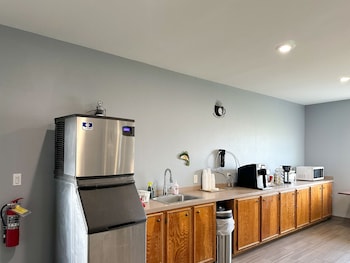 Coastal Bend Motel & Rv Park,201 Tx-185,3 star