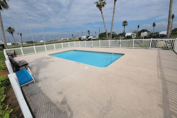 Coastal Bend Motel & Rv Park,201 Tx-185,3 star