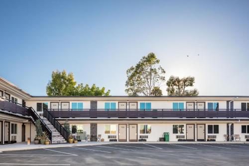 classic motel