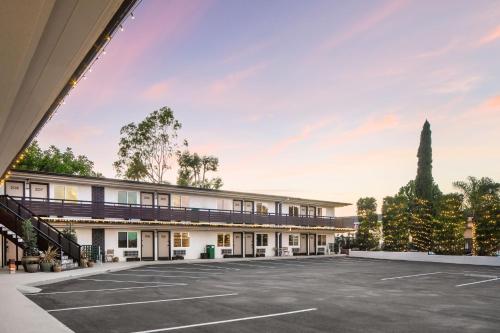 classic motel