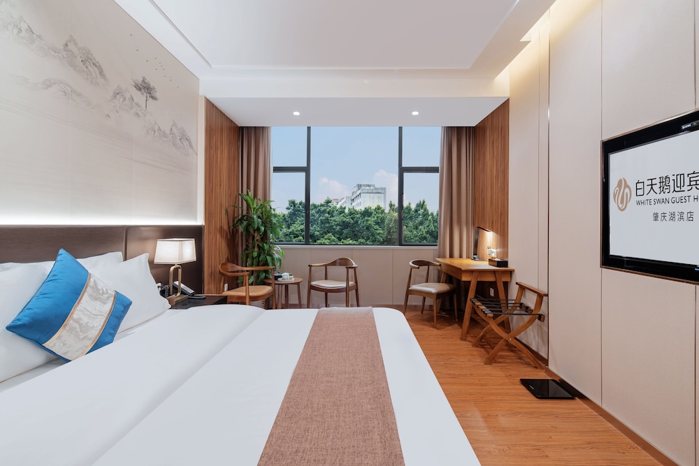 white swan guest house