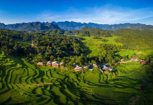 puluong luna resort