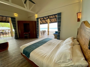 absolute beachfront resort