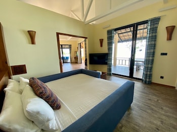 absolute beachfront resort