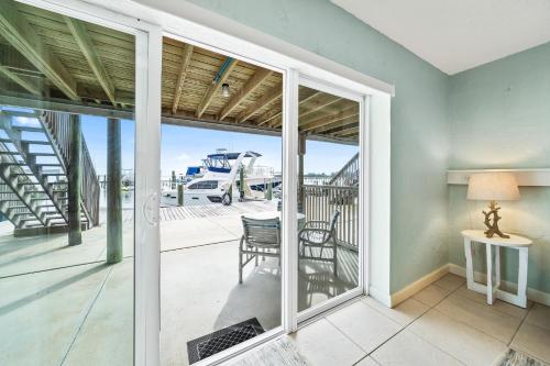 sebastian saltwater lodge