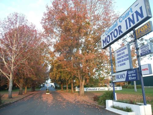 colonial court motor inn