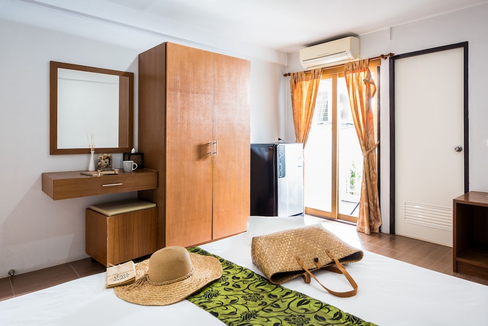 eco hostel hua hin