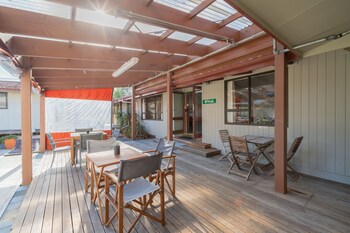 te anau central backpackers