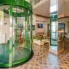 crystal hotel varese