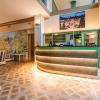 crystal hotel varese