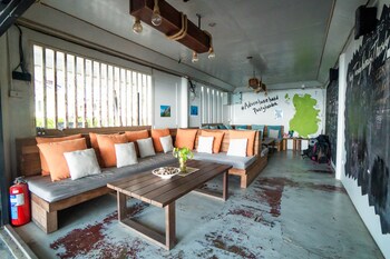 slumber party koh tao