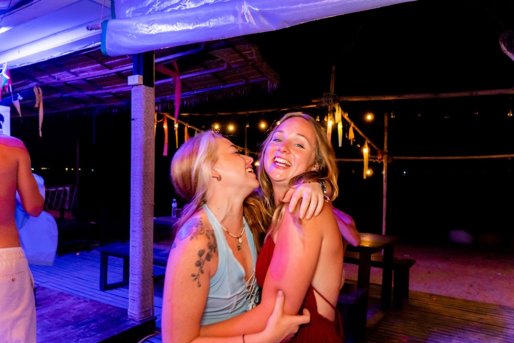 slumber party koh tao