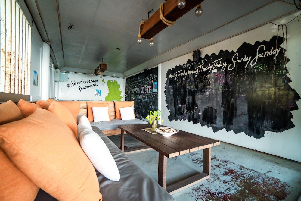 slumber party koh tao