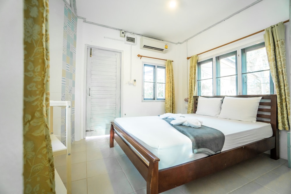 slumber party koh tao
