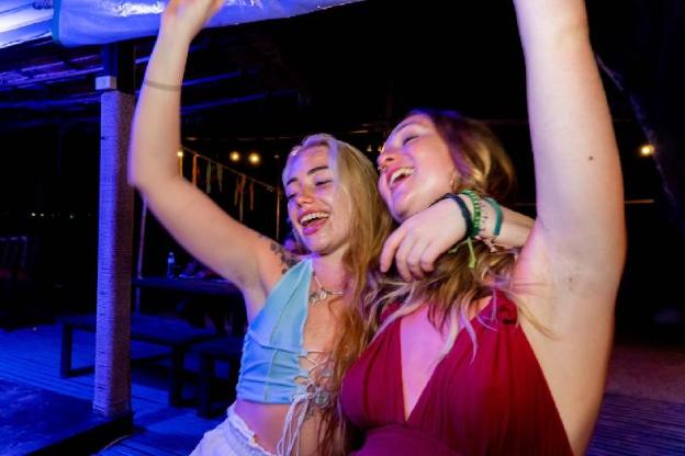 slumber party koh tao