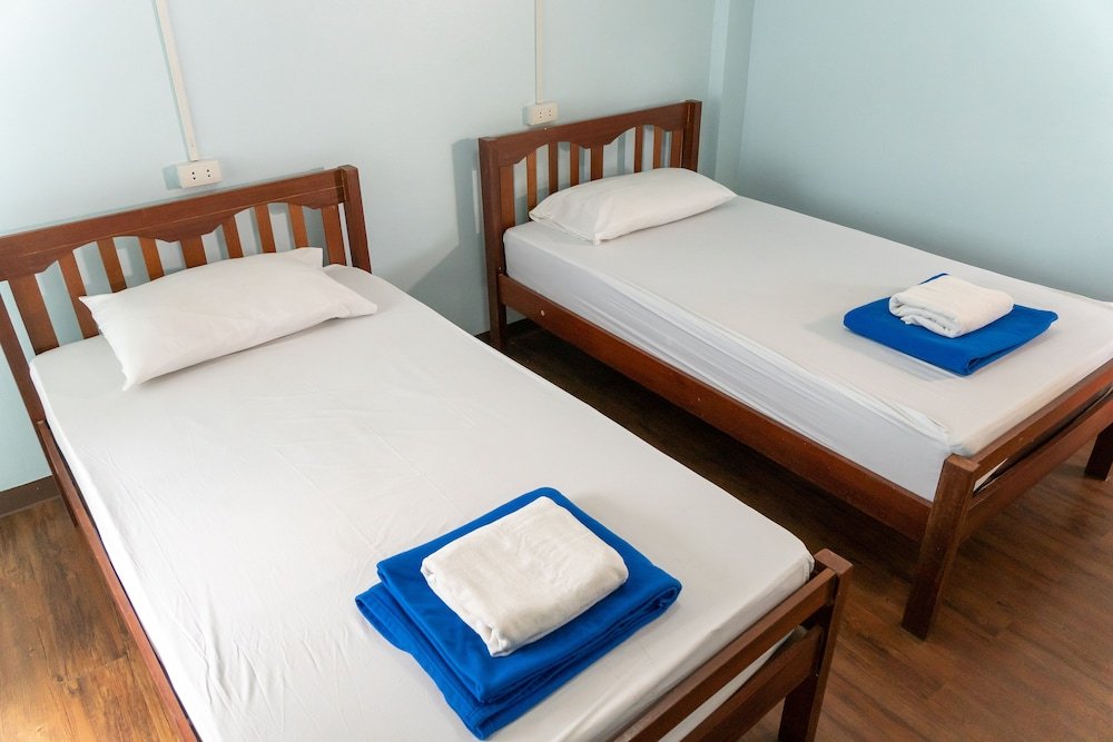 slumber party koh tao