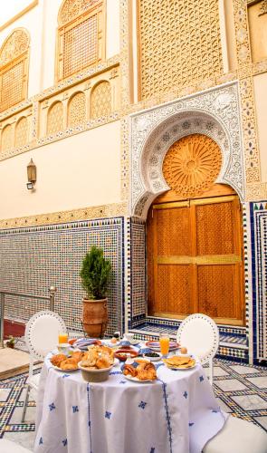fes