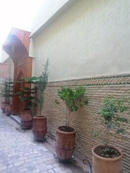 fes
