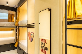 petit hostel palacio real