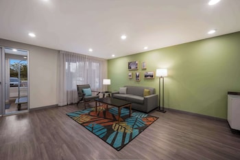 Woodspring Suites Wixom - Novi,,2 star