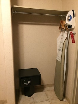 super 8 by wyndham fort nelson bc