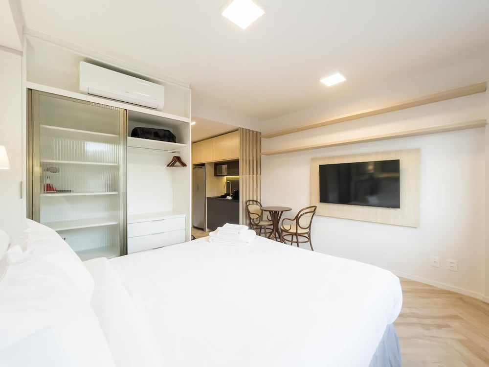 charlie porto alegre moinhos