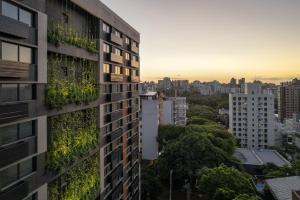 charlie porto alegre moinhos