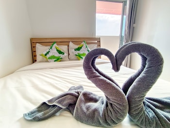 sailor hotel pattaya