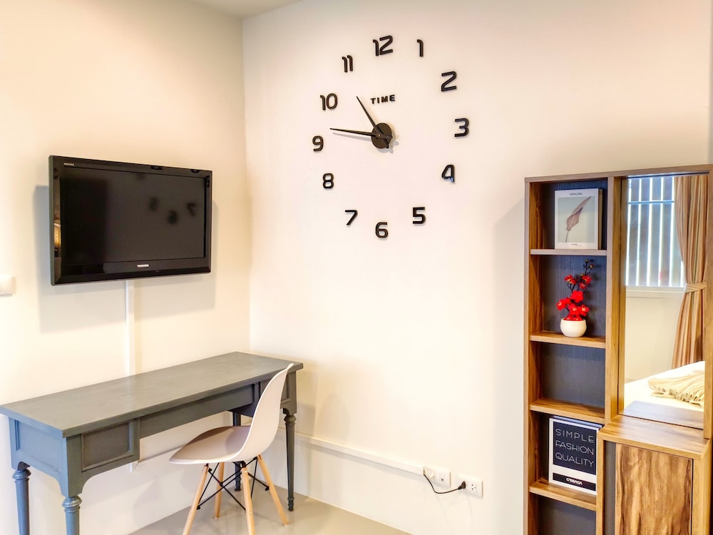 sailor hotel pattaya