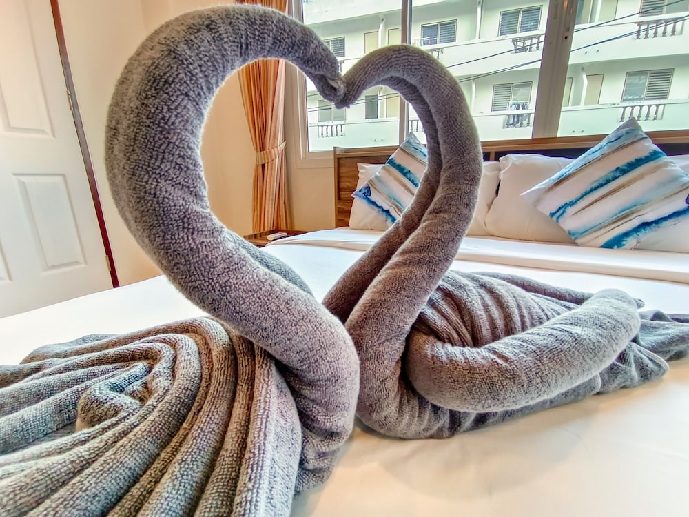 sailor hotel pattaya