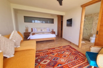 uluwatu sunset hills