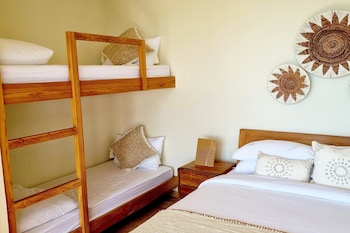 uluwatu sunset hills