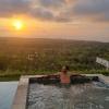 uluwatu sunset hills