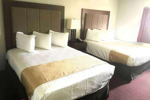 Super 8 By Wyndham Fort Scott,Fort Scott>>Crawford County,3 star