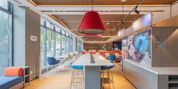 Holiday Inn Express Taiyuan High Tech Zone, An Ihg Hotel,,3 star
