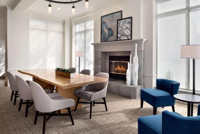 hilton garden inn fort wayne