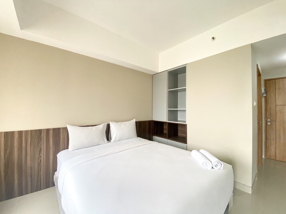 well furnished and cozy studio at gateway park lrt city bekasi apartment