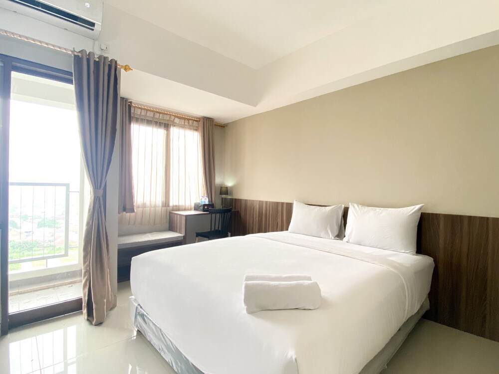 well furnished and cozy studio at gateway park lrt city bekasi apartment