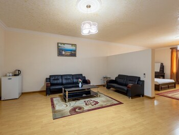 la defense hotel yerevan