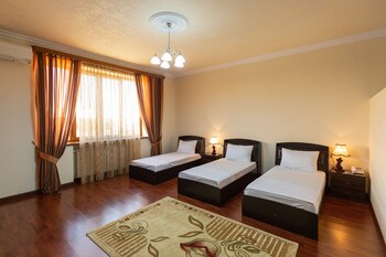 la defense hotel yerevan