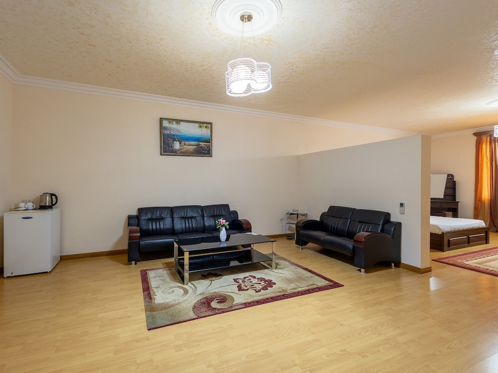 la defense hotel yerevan