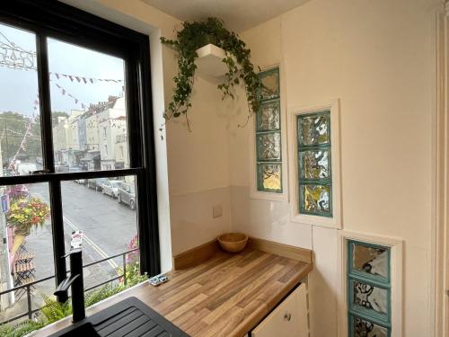 cosy oasis in the heart of clifton village