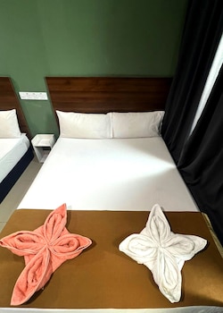 ark hotel serendah