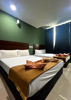 ark hotel serendah