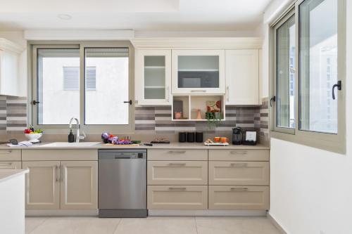 sea view apartments on mezizim beach