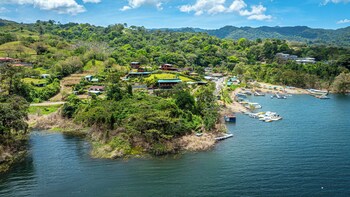 villas paradise