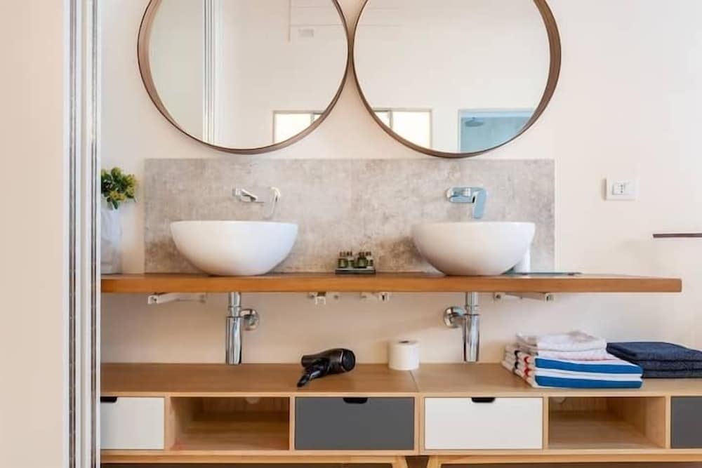 luxury tower house in the earth of pisa