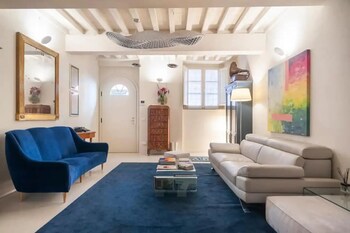 luxury tower house in the earth of pisa