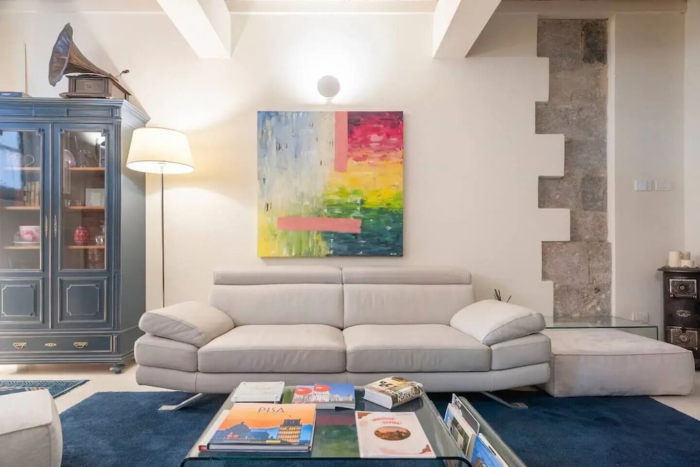 luxury tower house in the earth of pisa